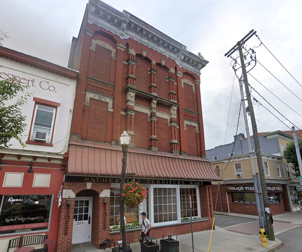 Saugerties Furniture, one of the top furniture stores near Poughkeepsie