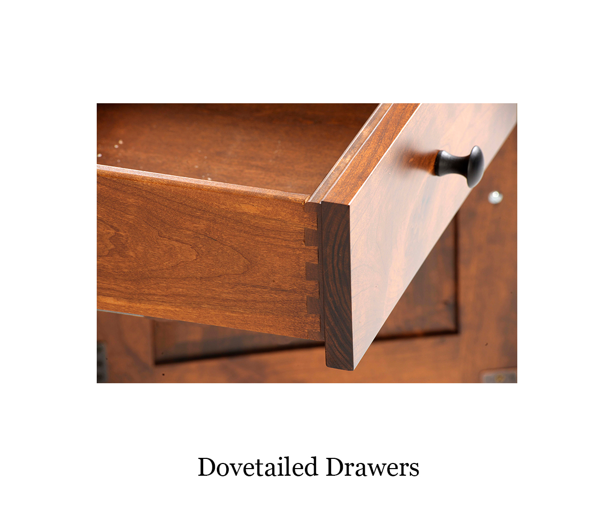 Mountain Lodge Post Bed With Drawers To The Floor - Image 2